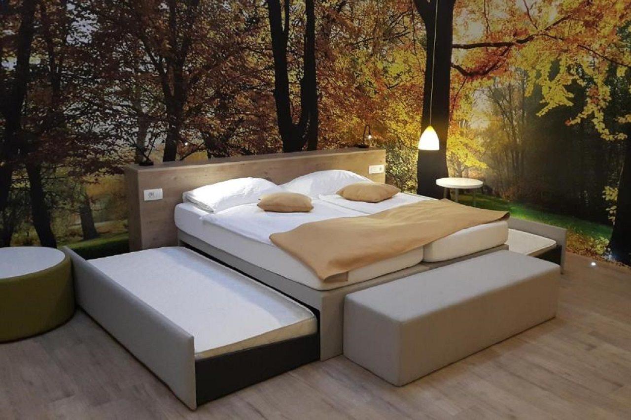 Emonec Hotel 3*